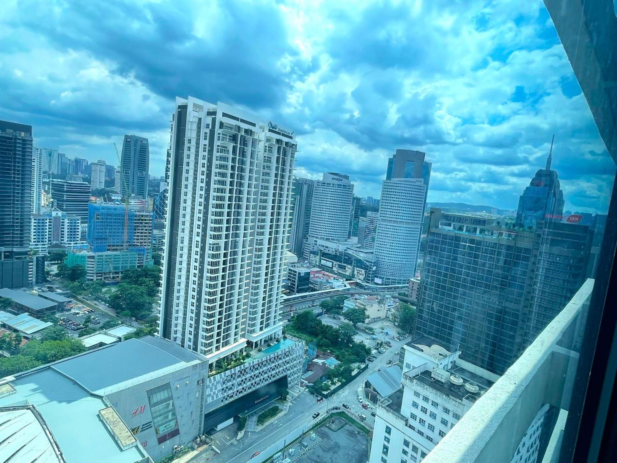 The Luxe Suites Infinitum Klcc Kuala Lumpur Exterior foto